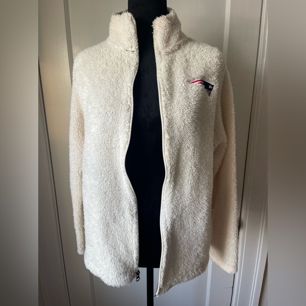 NFL Juniors Collection Women's Cream Fleece Jacket - Picture 8 of 9